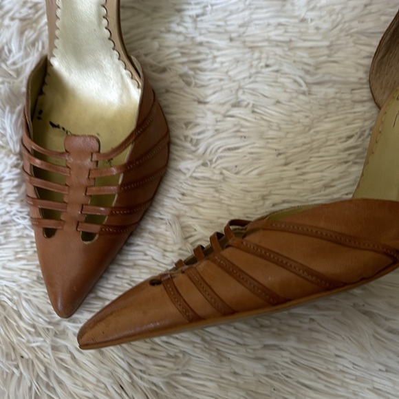 Jessica Simpson Sz 9B brown leather pointed toe gorgeous heel straps pumps shoe - Picture 4 of 11